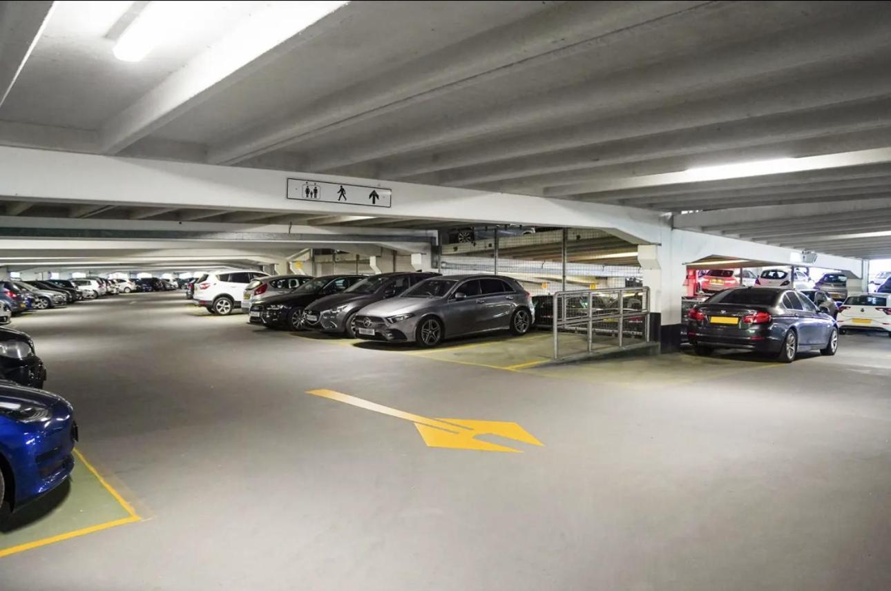Central Leeds Dock Apt, Free Secure Parking! 2 Bed Dış mekan fotoğraf