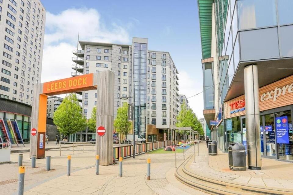 Central Leeds Dock Apt, Free Secure Parking! 2 Bed Dış mekan fotoğraf