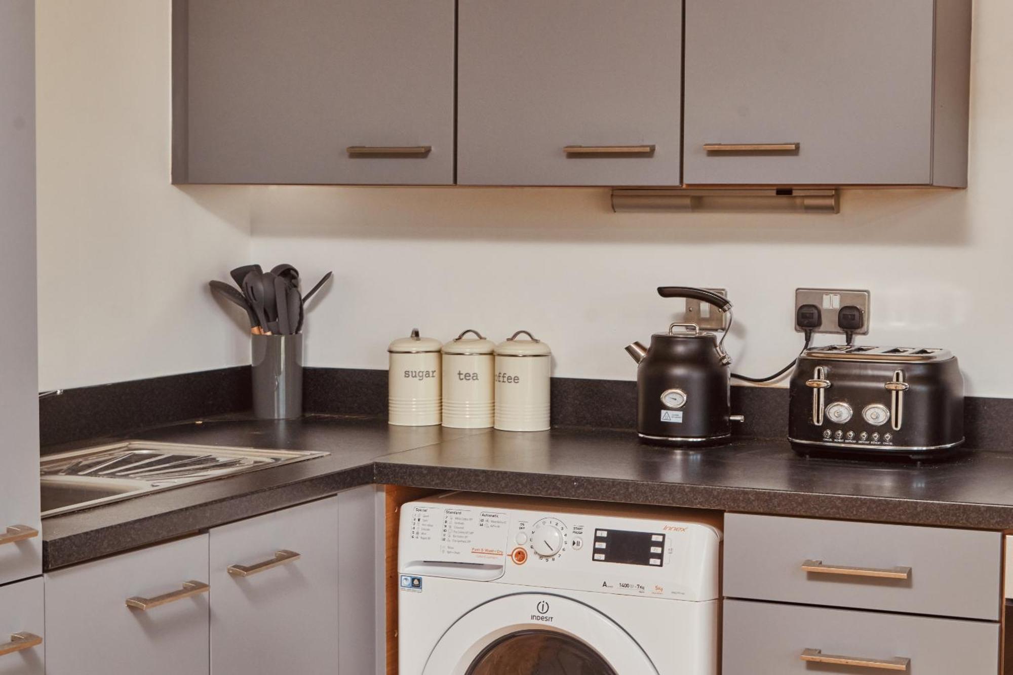 Central Leeds Dock Apt, Free Secure Parking! 2 Bed Dış mekan fotoğraf