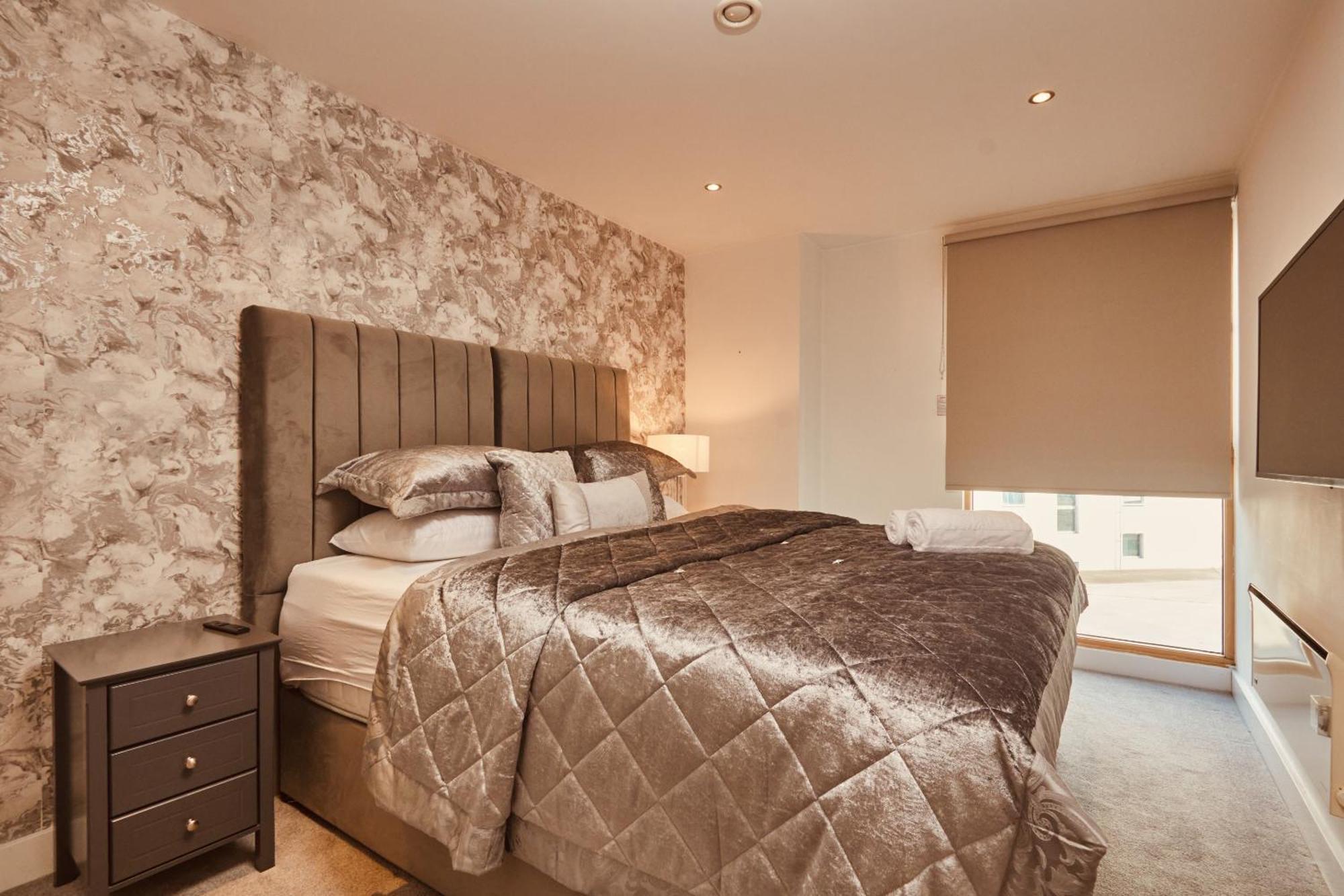 Central Leeds Dock Apt, Free Secure Parking! 2 Bed Dış mekan fotoğraf