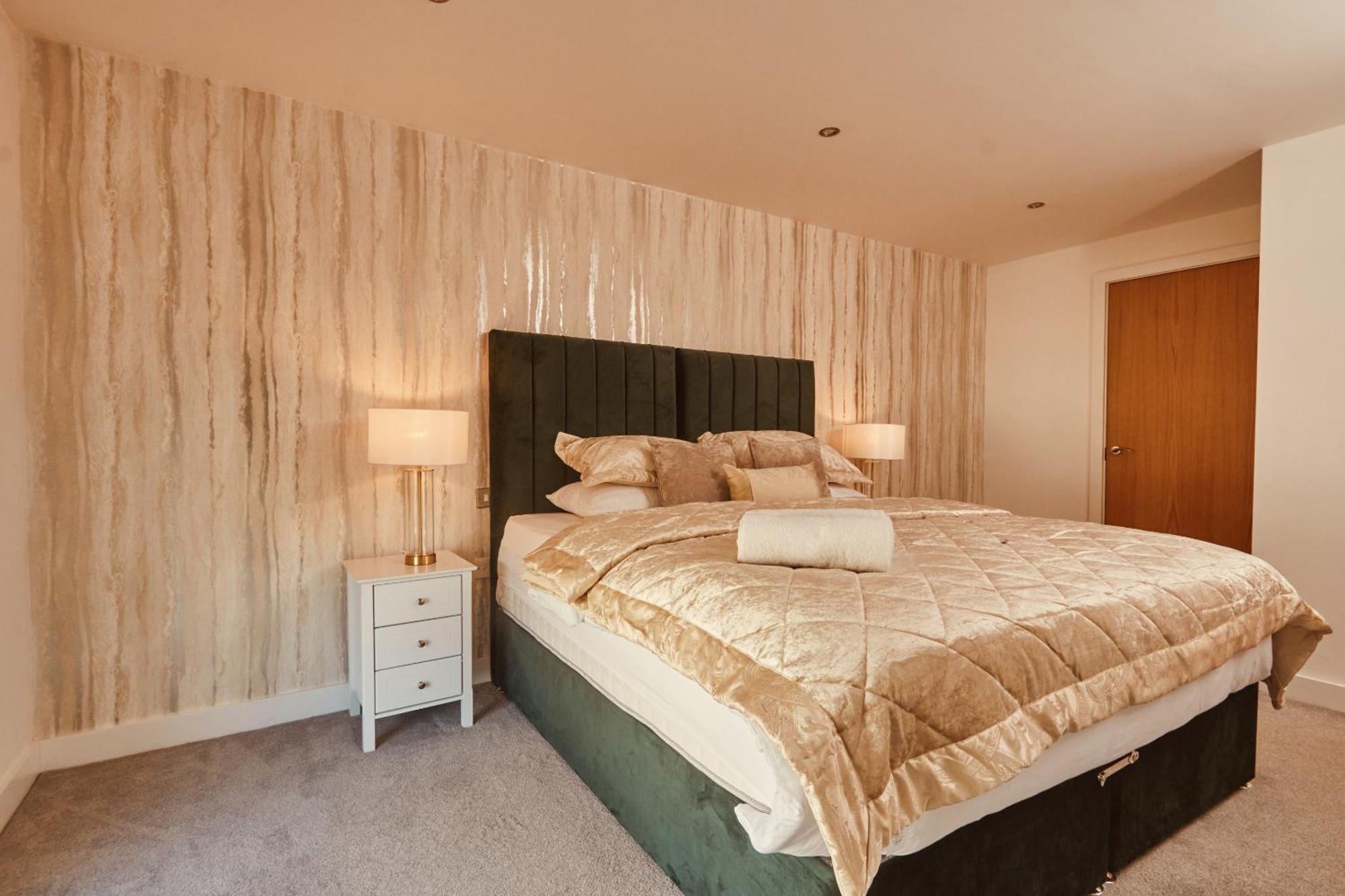 Central Leeds Dock Apt, Free Secure Parking! 2 Bed Dış mekan fotoğraf